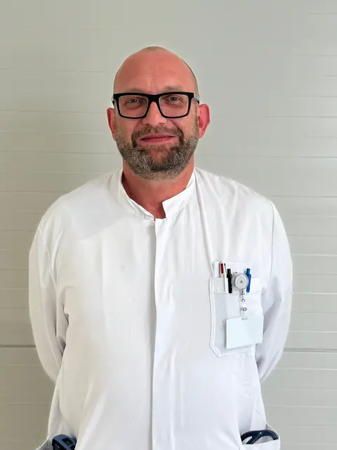 Oberarzt Stefan Binder, ärztlicher Leiter des Schlaflabors der Klinik Oberpullendorf. | Foto: Gesundheit Burgenland