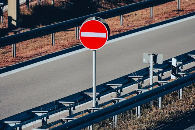 A1-Sperre wegen Fahrbahnschäden: Reparaturen starten heute in der Nacht. | Foto: Pexels (Symbolbild)