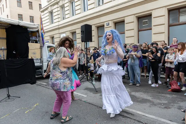 Es ist fraglich, ob der Aufmarsch der Identitären durch Wien heuer stattfindet. Eines ist sicher: Das Straßenfest in Margareten bleibt. | Foto: René Brünholzl/MeinBezirk