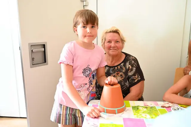 Beim Basteln entstanden mit viel Fantasie und Geschick kleine Kunstwerke. | Foto: Langstadlinger / Stadtgemeinde Horn