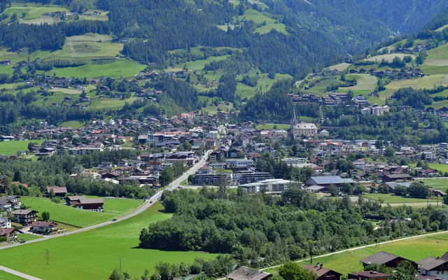 Der Rechnungshofbericht als Diskussionsthema im Matreier Gemeidnerat. | Foto: Wikipedia/Haeferl
