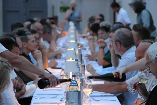 Die 1. Schlierbacher Tapasnacht war ein voller Erfolg. | Foto: Staudinger