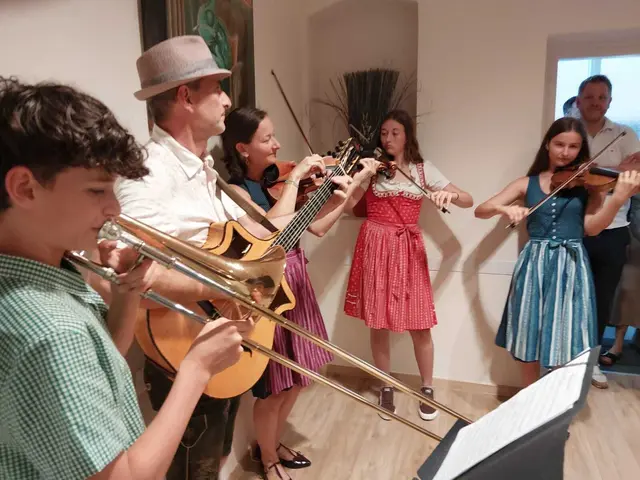 Für die musikalische Umrahmung bei der Vernissage sorgte die Familie Kowal aus Allerheiligen. | Foto: Kowald
