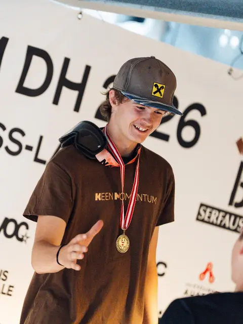 Freude bei Moritz Waibl nach der Bronzemedaille in Serfaus - jetzt geht es ab nach Whistler Mountain. | Foto: Randi-photo
