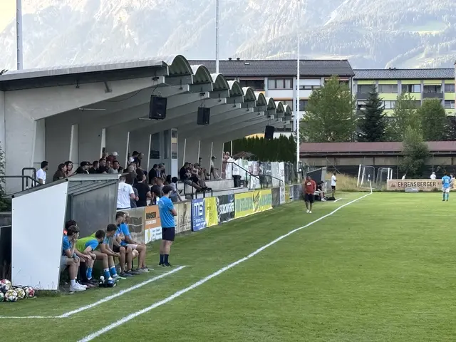 Die Westtribüne vom SC Bischofshofen. | Foto: Christian Amtmann