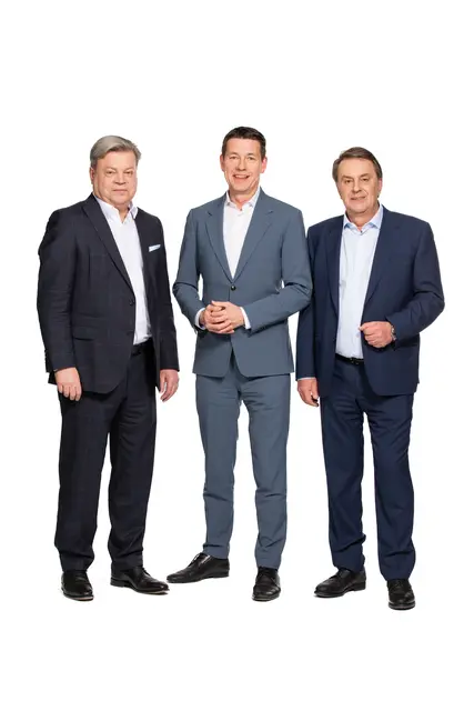 Abgeordneter zum Nationalrat WBNÖ Direktor Harald Servus, VPNÖ Klubobmann Bezirksgruppenobmann in Mistelbach Kurt Hackl und WKNÖ Präsident WBNÖ Landesgruppenobmann Wolfgang Ecker über die Senkung der Lohnnebenkosten. | Foto: WBNOE/Monihart