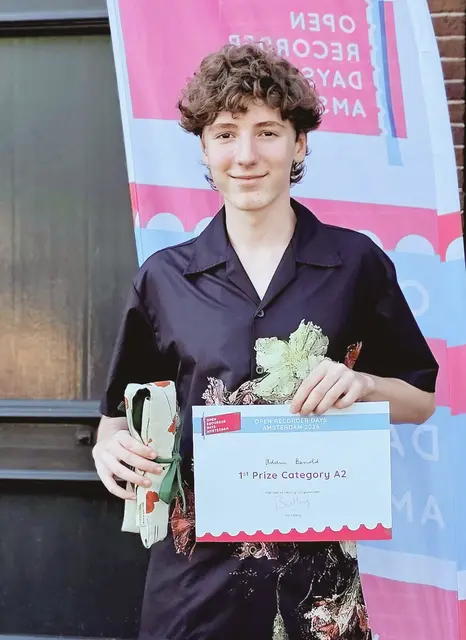Der Wiener Blockflötist Adam Benold (16) gewann bei den Open Recorder Days Amsterdam 2026 den ersten Preis seiner Altersgruppe. | Foto: privat