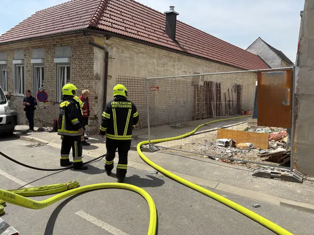 Während des Einsatzes war die Feldgasse für den Verkehr gesperrt. | Foto: Feuerwehr Mattersburg