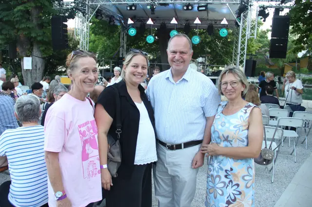 Heidi Baeck, Theresa Goldfuß, Gitti und Paul Putz vom Heurigen "Alte Feuerwehr". | Foto: treilaf