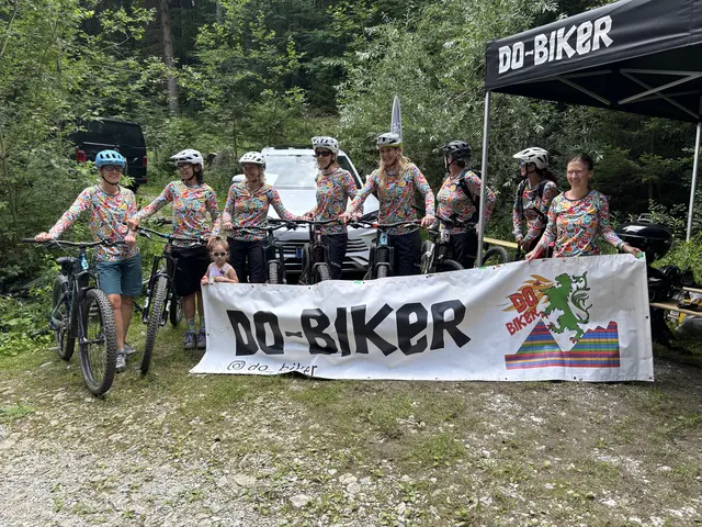 Unter den Do-Bikern sind natürlich auch einige sportliche Damen zu finden. | Foto: MeinBezirk/Angelika Kern