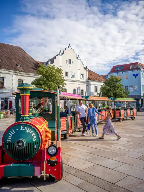 Der Tulli Express erfreut sich seit mehr als 30 Jahren großer Beliebtheit bei Groß und Klein. | Foto: Stadtgemeinde Tulln/Robert Herbst