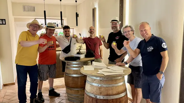 Eine  bessere Verdauung verlangt zum Abschluss nach einem Limoncello – wohl bekomms! | Foto: AVG Filmproduktion