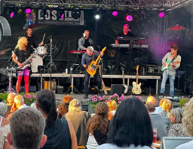 Jung und Alt versammelte sich, um die Hits von Bruce Springsteen zu erleben. | Foto: Stadtgemeinde Köflach