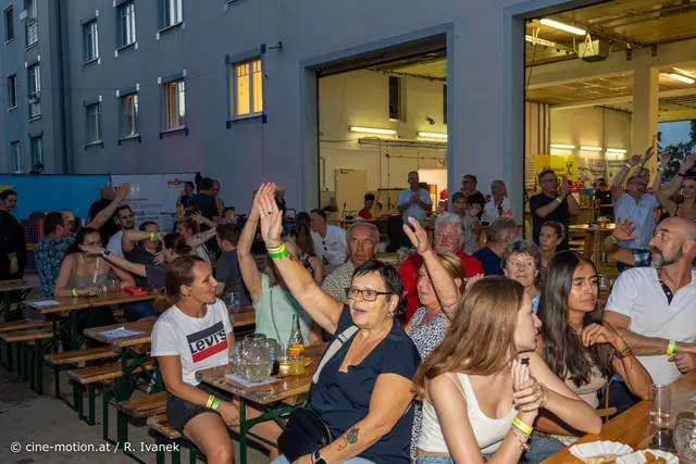 Geburtstagsgäste der beiden Persönlichkeiten. | Foto: cine-motion.at / R. Ivanek