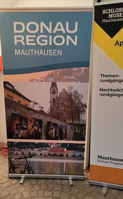 Musik, Geschichte und ein voller Schlosskeller
„Forever Young“ begeisterte im Schloss Pragstein | Foto: HMV