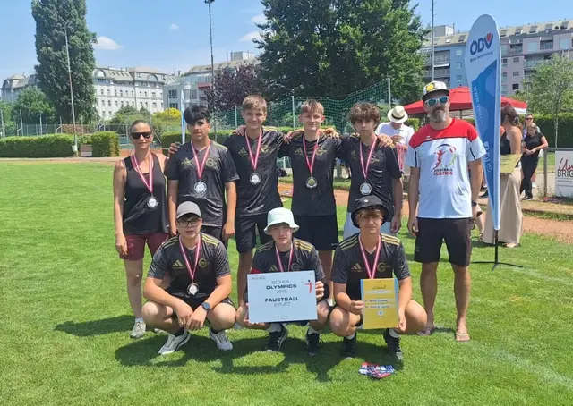 Das Team freut sich über Silber | Foto: MS Deutschlandsberg