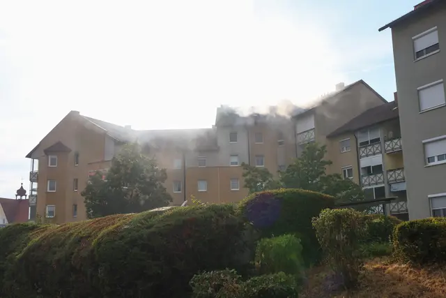 Ein E-Scooter-Akku dürfte einen Wohnungsbrand in Wels-Laahen ausgelöst haben – verletzt wurde niemand. | Foto: laumat/Matthias Lauber