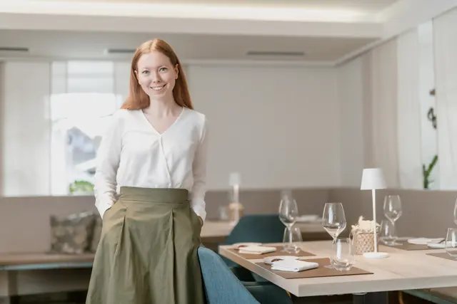 Julia Mausser ist die innovativste Sommelière der Steiermark. | Foto: Die Abbilderei