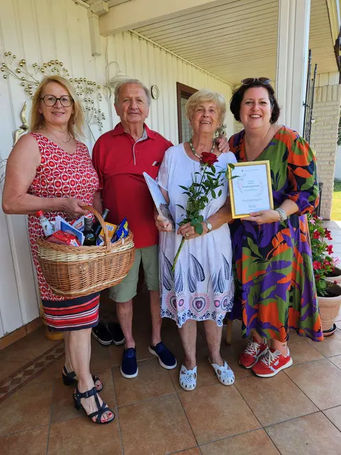 Stadträtin Christa Majnek, Mann, Gerda Nemeth, Bürgermeisterin Sabrina Divoky. | Foto: Stadtgemeinde Traiskirchen