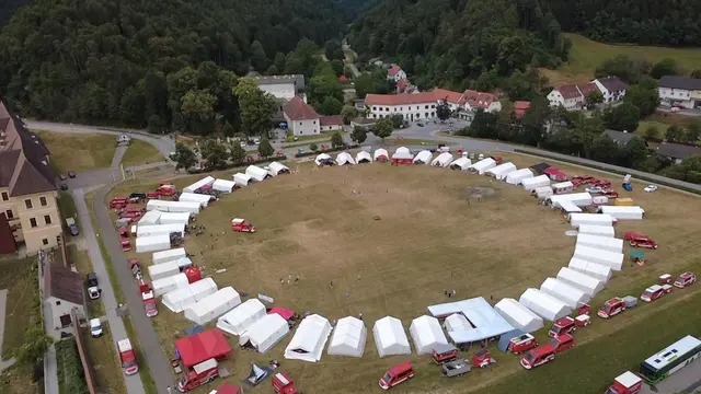 Die Zelte der Jugendlichen wurden auf der Stiftswiese vor dem Stift Rein aufgestellt. | Foto: BFVGU