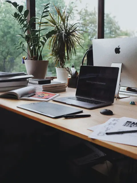 Die Salzburg AG bietet folgende Bereiche an: IT, Netztechnik, Telekommunikation, Kundenservice, Marketing, Verwaltung, technische Fachbereiche Gastronomie und Kraftwerkstechnik. | Foto: unsplash / Olena Bohovyk