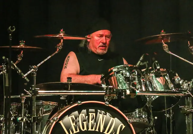 Drummer Luigi Kainrath sitzt beim Open Air wieder an seinem Schlagzeug. | Foto: Veranstalter