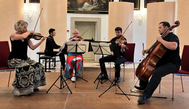 Drei Abschlusskonzerte im Rittersaal krönen die musikalische Woche auf Schloss Weinberg. | Foto: Bildungsschlösser OÖ