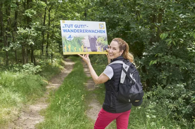 Auch „Tut gut!“-Markenbotschafterin Kati Bellowitsch war wandern.

  | Foto: Philipp Monihart