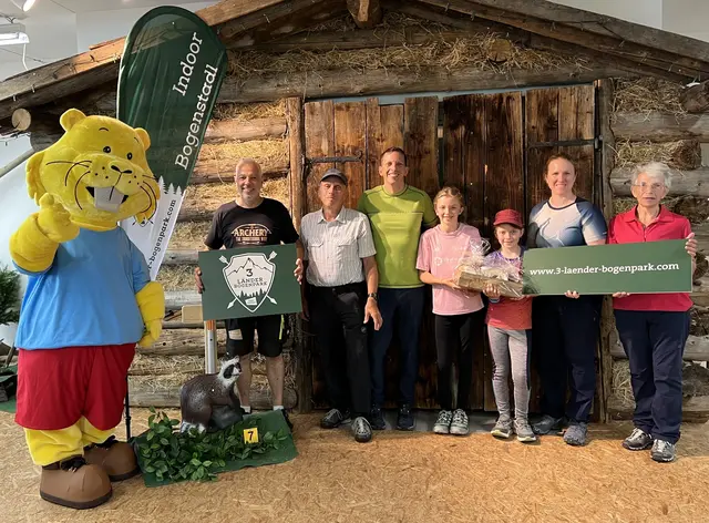In Pfunds wurde der 10.000 Teilnehmer im Bogenpark begrüßt. | Foto: TVB Tiroler Oberland/Antonia Kiechler