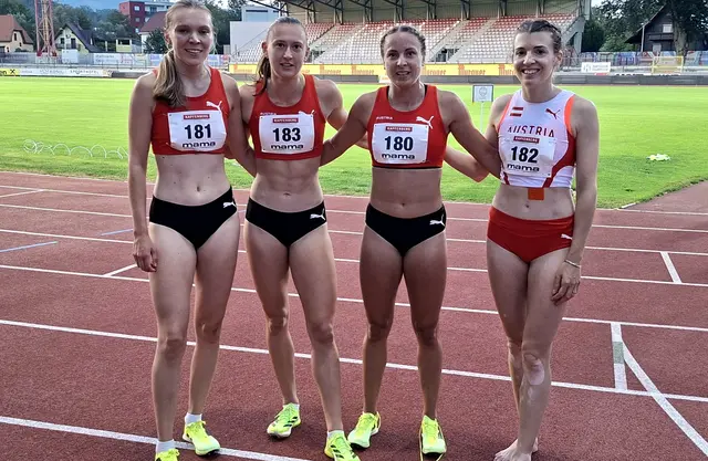 Die österreichische 4x400m Nationalstaffel mit Viktoria Willhuber, Anja Dlauhy, Lena Pressler und Susanne Gogl-Walli.  | Foto: Richard Pflanzl