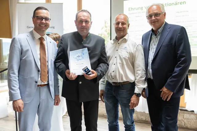Geschäftsführer Florian Maringer, Wasserwart Franz Eder, Obmann Manfred Altendorfer und Aufsichtsratsvorsitzender Norbert Ecker, v. l.  | Foto: OÖ Wasser
