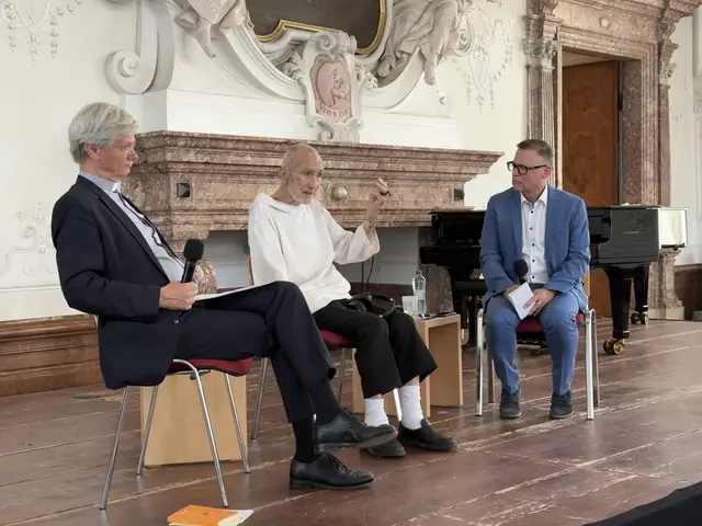 Foto: Bernadette Husch, P. Josef Stelzer
