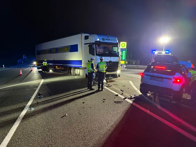 Beide Unfallfahrzeuge mussten nach der Kollision abgeschleppt werden. | Foto: ZOOM.TIROL