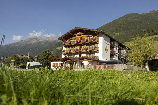 Foto: Berg Genuss Hotel Augarten in Neustift im Stubaital - www.augarten.net