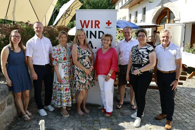 Anna Ganglbaur (OSL-Stv Ortsstelle Kremsmünster), Bezirksgeschäftsleiter Alexander Kaineder, Bezirkshauptfrau Elisabeth Leitner, Bezirkskoordinatorin Gesundheits- und Soziale Dienste Monika Felbermayr, Christine Obernberger, BGM Markus Stadlbauer (Kematen), BGM Dagmar Fetz-Lugmayr (Kremsmünster), BGM a.d. Gerhard Huber (Sattledt)