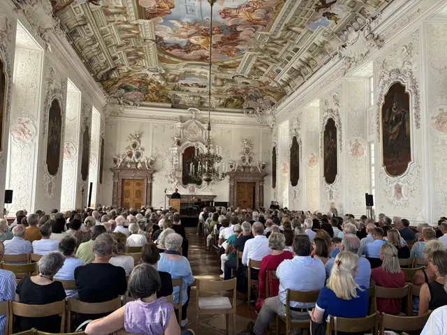 Foto: Bernadette Husch, P. Josef Stelzer