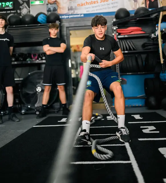 Die Lehrlinge zeigten ihre Stärke im Delta Sportpark. | Foto: Thomas Koller