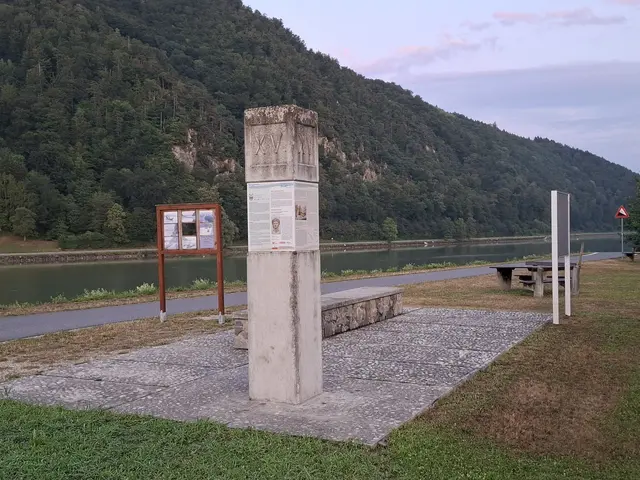 Ex-Motorboot Weltmeister Johann Kronsteiner bekommt Ehren-Platz an der Donau.  | Foto: Robert Zinterhof