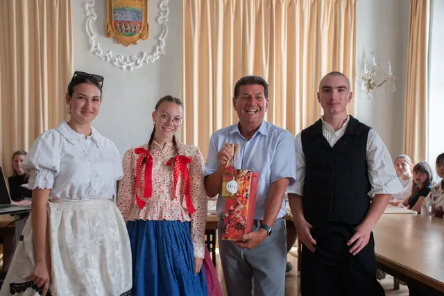 Die Stadtgemeinde Langenlois heißt alle Gäste herzlich willkommen und wünscht ihnen eine schöne Zeit in Langenlois. | Foto: Stadtgemeinde Langenlois