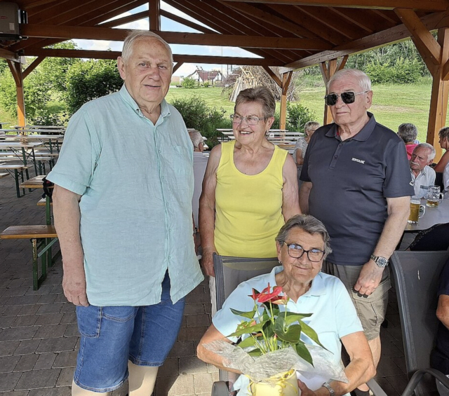 Jubilarin Frieda Weinberger im Kreise der Gratulanten | Foto: NÖ Senioren