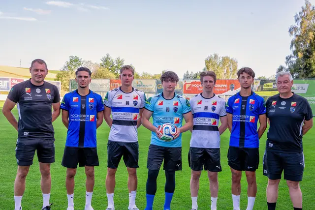 Cheftrainer Stefan Hinterkörner, Erion Aliji, Julian Rechberger, Andre Dieringer, Sebastian Kapsamer, Sebastian Zrun, Co-Trainer Christian Weilguny (v. l.).


 | Foto: beha-pictures