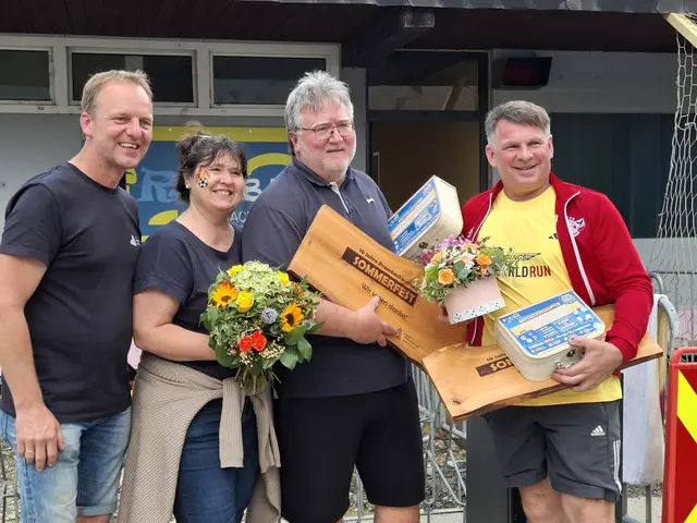 Walter Schnelzer und Gerald Gföllner kümmerten sich über viele Jahre hinweg mit großem Einsatz um die Organisation des Sommerfestes. | Foto: Marktgemeinde Prambachkirchen