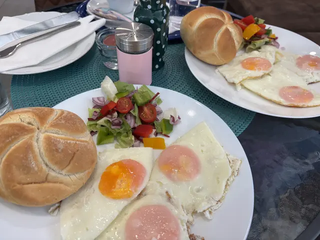 Im Café wird auch Frühstück angeboten. | Foto: MeinBezirk / Jennifer Flechl