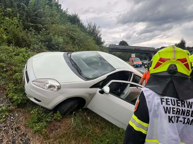 Die Freiwillige Feuerwehr Wernberg und Velden sowie die Asfinag standen im Einsatz. | Foto: Feuerwehr Wernberg