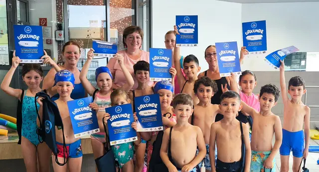 Wasser marsch: 45 Kinder tauchen bei den NÖ Schwimmkids in die Welt des Schwimmens ein. | Foto: Büro LH-Stv. Landbauer
