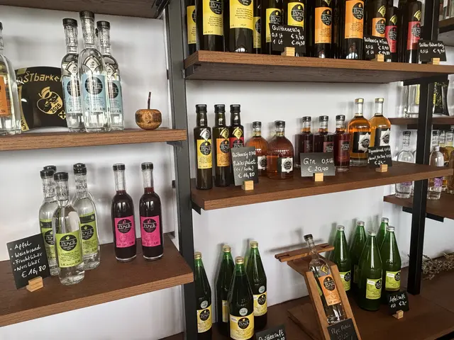 Von und für die Region: Das Obst von Edelbrände Posch wird zu verschiedensten Produkten verarbeitet. | Foto: MeinBezirk/Waltraud Fischer