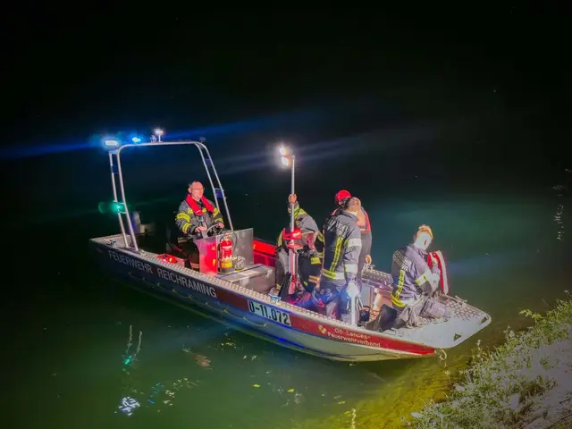 Eine großangelegte Suchaktion auf der Enns und dem Reichramingbach beschäftigte in der Nacht auf Mittwoch, 22. Juli, die Einsatzkräfte mehrerer Organisationen. | Foto: FF Reichraming