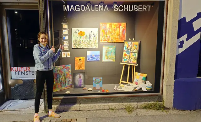 Kulturfenster im Würtenbergerhaus: Die Werke von Magdalena Schubert sind rund zwei Monate lang ausgestellt. | Foto: Monika Schubert