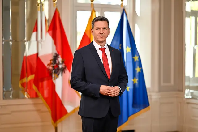 Landeshauptmann Daniel Fellner (SPÖ): "Man sollte die Rolle der Regionalmedien im weiteren Gesetzgebungsprozess noch einmal sorgfältig prüfen." | Foto: LPD/Helge Bauer