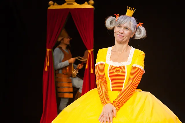 Das Theater "ASOU" erzählt mit „Die Froschkönigin“ ein bekanntes Märchen auf überraschende und humorvolle Weise neu.
 | Foto: Theater Asou